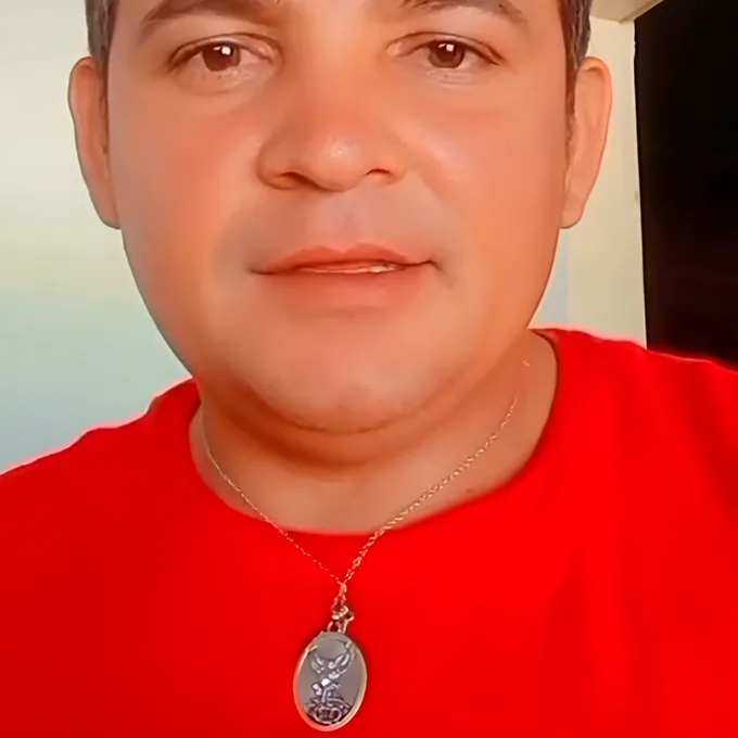 Cliente com o Colar de São Miguel